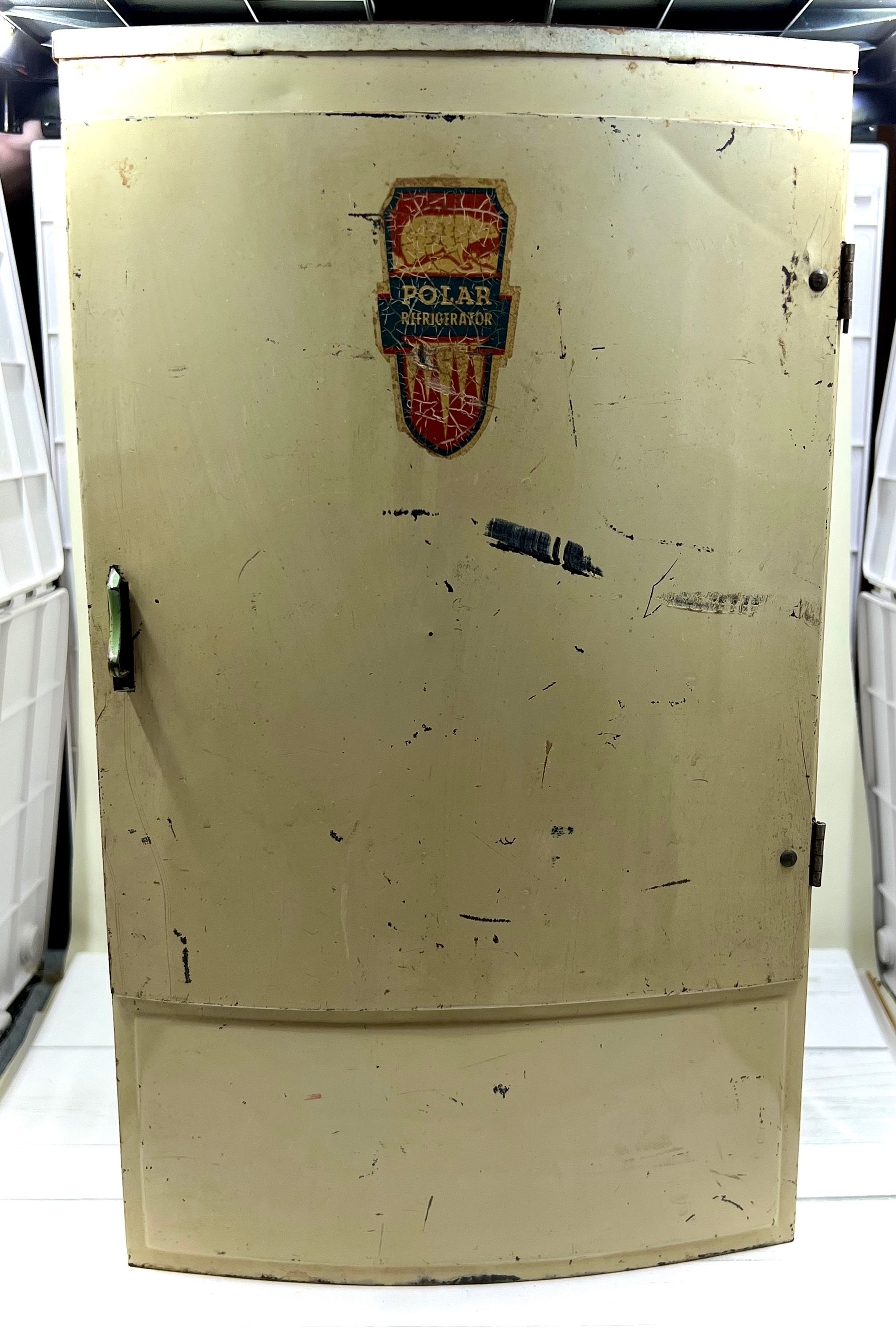 Vintage 1950's Wolverine Litho Tin Toy Polar Refrigerator Icebox