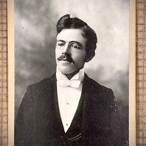 Fotografía original de una tarjeta de gabinete antigua, imagen de un caballero victoriano con monóculo, fotógrafo Rothschild, material de artesanía, coleccionable