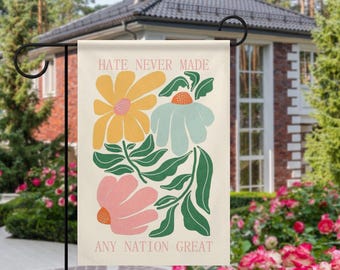 Bandeira de jardim anti-Trump discreta, bandeira com texto anti-Trump, bandeira de jardim de resistência a Trump, faixa política floral ousada, bandeira política dupla face