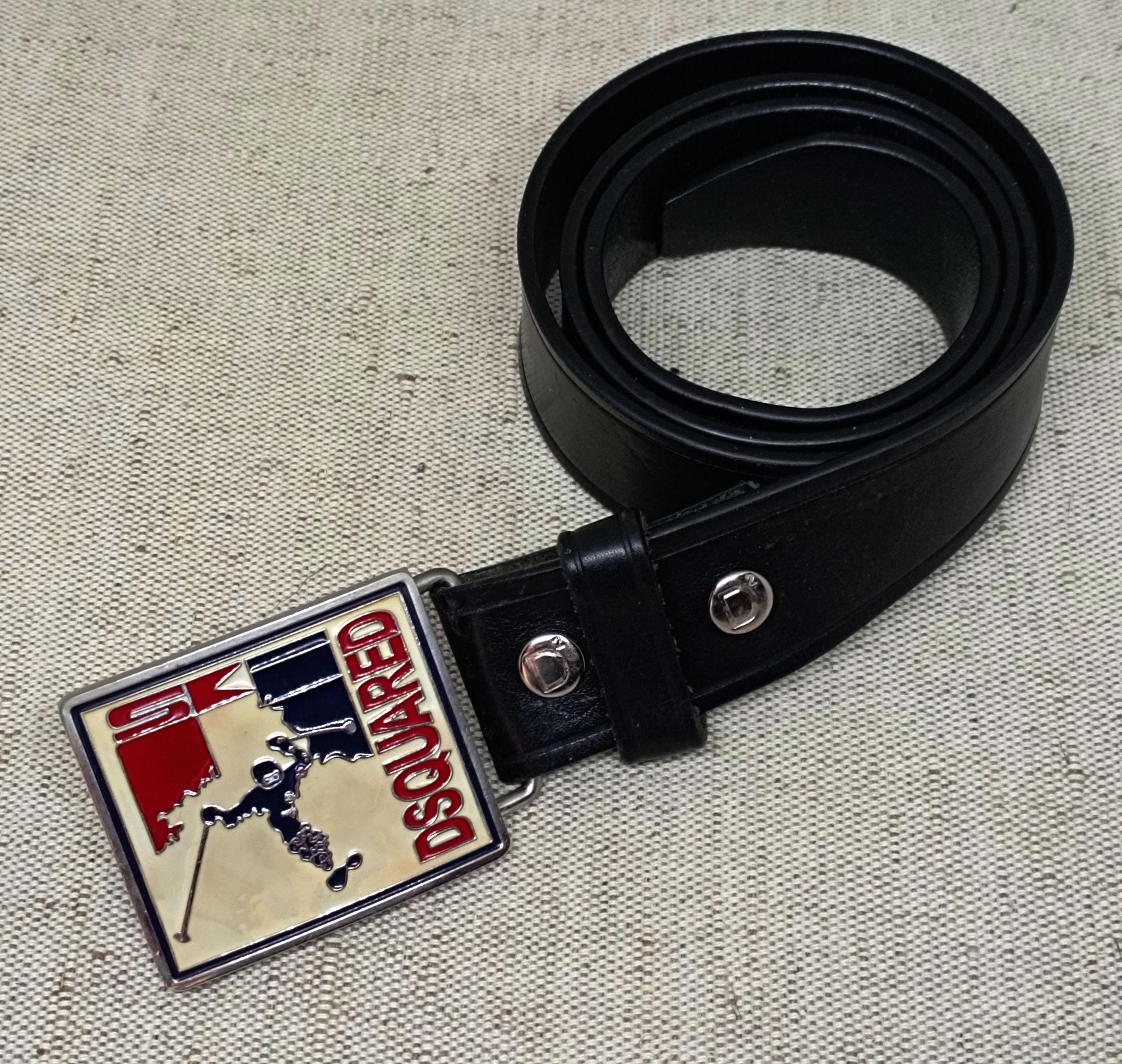 Ceinture DSQUARED2 En Cuir Verni Noir - Boucle Fine, Taille XL, Italie, Neuve Sans étiquette