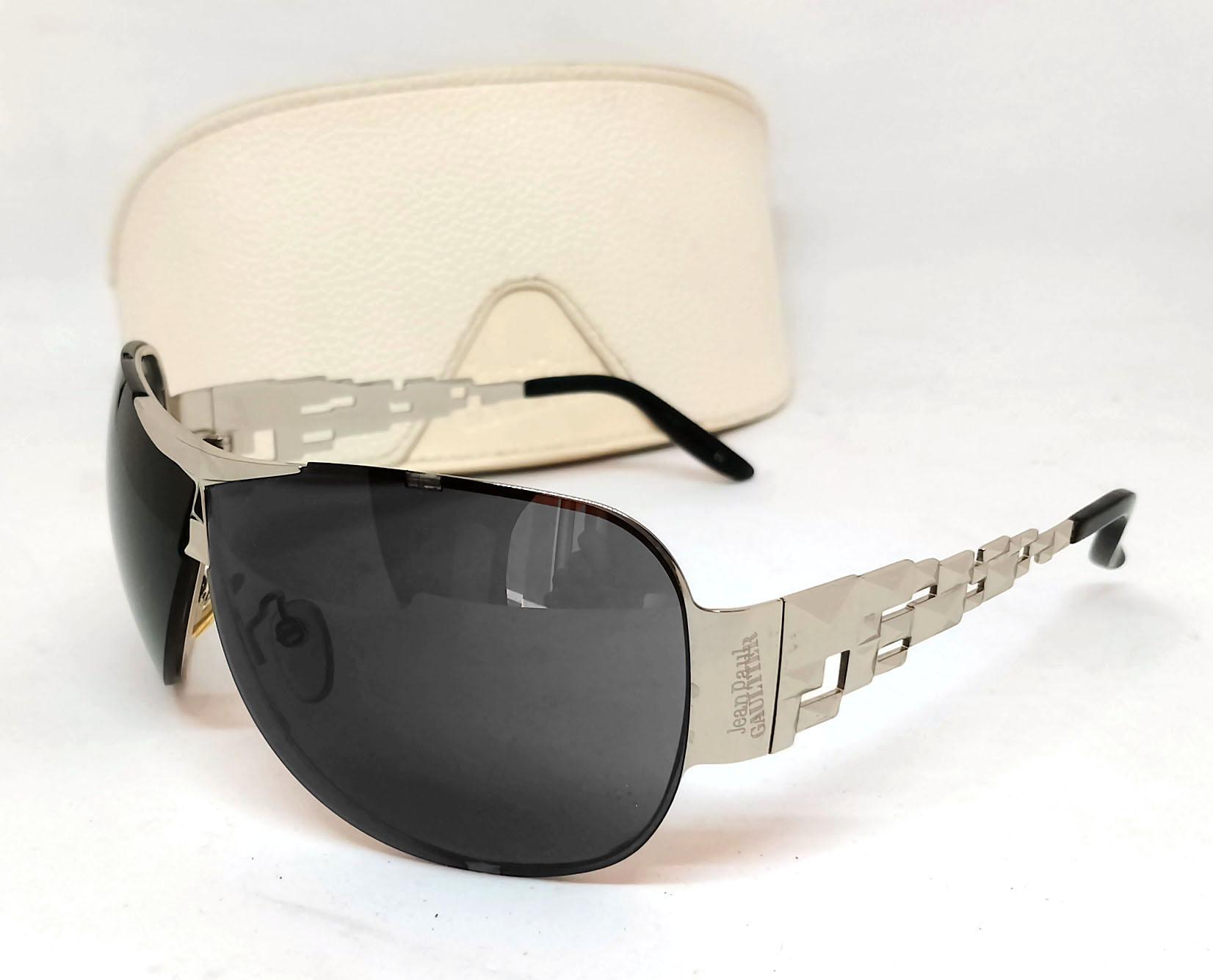 Jean Paul Gaultier Vintage Sunglasses SJP062 Col.579 – Made in