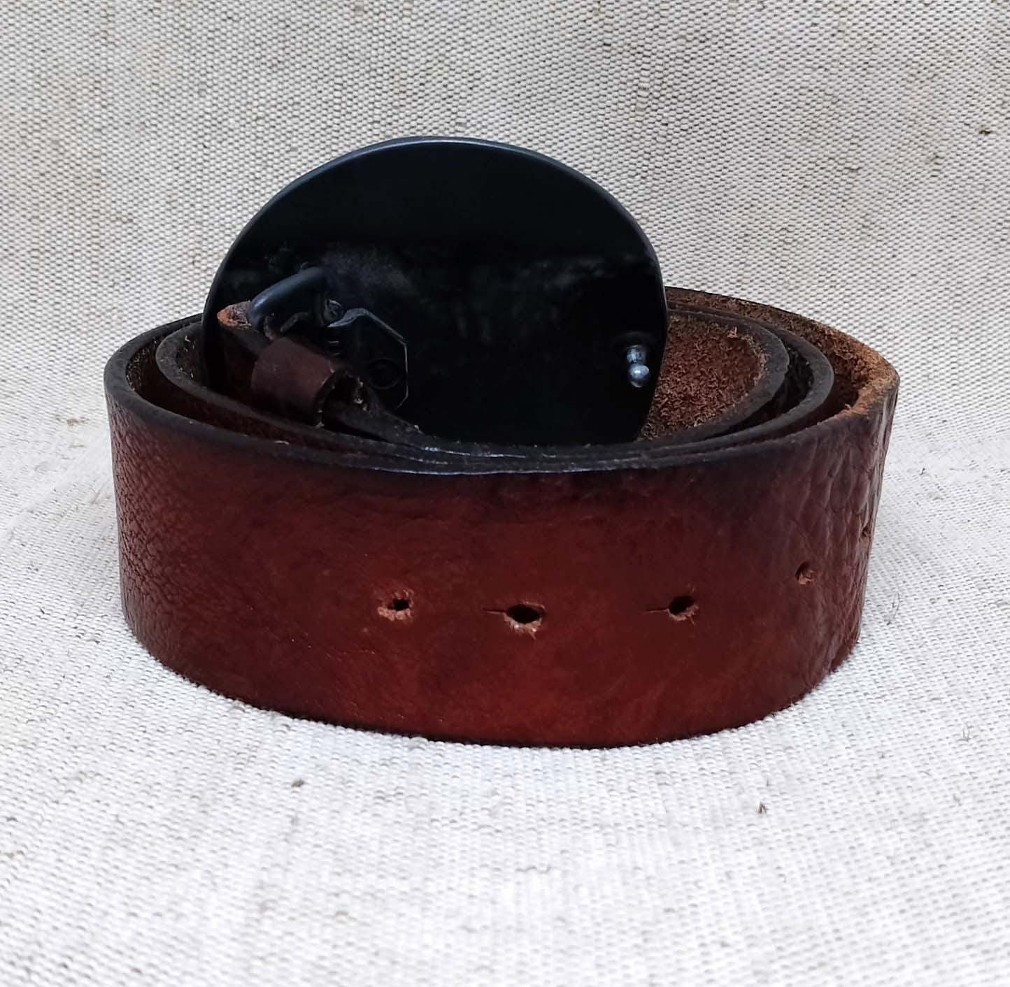 DIESEL Vintage BRAVE MAN ONLY THE BRAVE Red Leather Belt Made In Italy Sz 32 B-1DR: Leather Belt with silver D logo buckle | Diesel main image 4