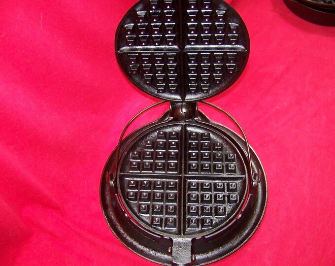 Griswold American No. 7 Waffle Iron 0143 Etsy
