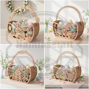 Może przedstawiać: Cztery drewniane koszyki wielkanocne z dekoracyjnymi wycięciami króliczków, jajek i kwiatowych wzorów. Każdy koszyk ma uchwyt i jest wypełniony pastelowymi jajkami. Koszyki są wystawione na jasnej powierzchni.