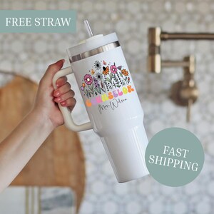 Personalisierte Floral School Counselor 40 Unzen Becher mit Griff, benutzerdefinierter Name Therapeut Reisebecher, Jahresende Geschenk Bild 1