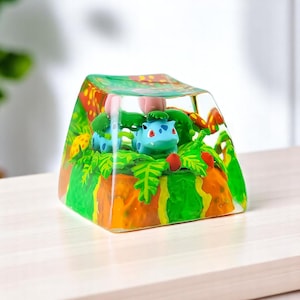 Ivy.saur Resin Keycap ,anime keycap, custom keycap , artisan keycap, birthday gift, gift for him, cute gift, father's day gift custom
