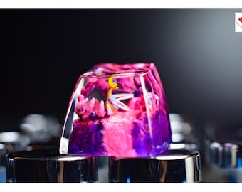 Cre.sselia Resin Keycap ,anime keycap, custom keycap , artisan keycap, birthday gift for him, cute gift, father's day gift, gift for her