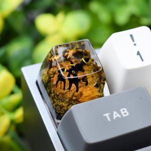 Umbre.on Resin Tastenkappe, Anime-Schlüsselkappe, benutzerdefinierte Schlüsselkappe, handwerkliche Schlüsselkappe, Geburtstagsgeschenk, Geschenk für ihn, süßes Geschenk für sie, Gaming-Schlüsselkappe