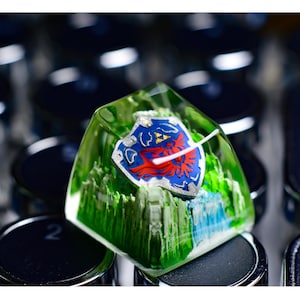 Ma.jo.ra Mask artisan keycap, Zel.da Shield Le.gend of Zel.da resin keycap, Gaming decor, Gamings keycap, Anime Keycap father&#39;s day gifts