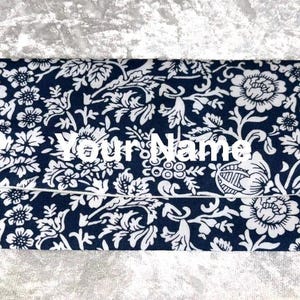 Portafoglio lungo per documenti PERSONALIZZATO - Blu navy e bianco floreale