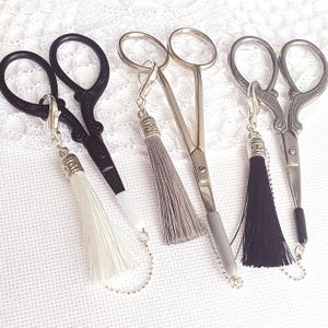Minimalist Scissor Fob with Protective Cap and Silk Tassel / scissor charm / Scissors Chain / Needlework accessory / Cross Stitch tools