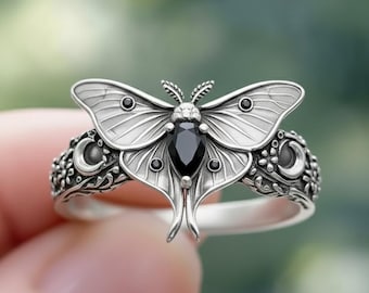 Anillo de ónix negro con polilla lunar, plata de ley 925, joyería bohemia de brujas, joyería femenina divina, joyería romántica oscura para él y para ella