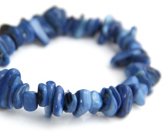 Blue Beach Shell Bracelet - Bella Madre Blu di Pearl Shell Allunga Stacking Bracciale - Colorato Variegated Royal Navy Blue Simple