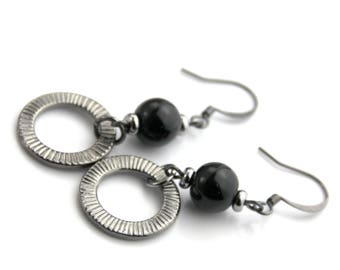 Black Top - Round Black Dark Gray Metallic Gunmetal Circle Drop Earrings - Casual Everyday Simple Neutral Grey Black Earrings