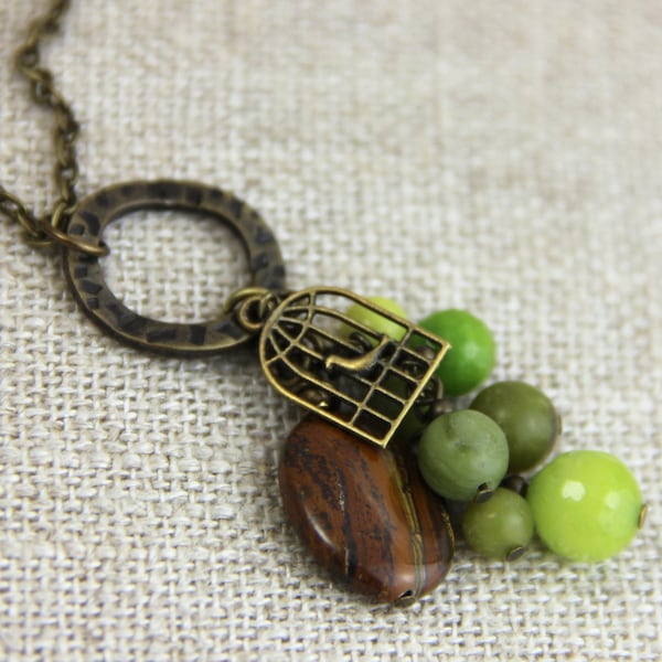 Huis in een huis-Bird Cage bos hanger bruin olijf groen kalksteen Beaded cluster antieke koperen gelaagdheid ketting