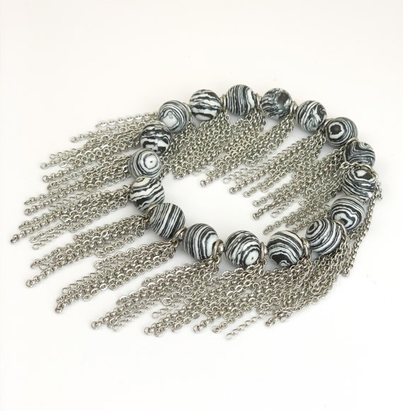 Zebra Stripe Stone Bead Midi Fringe Bracelet - Neutral White  display picture 1