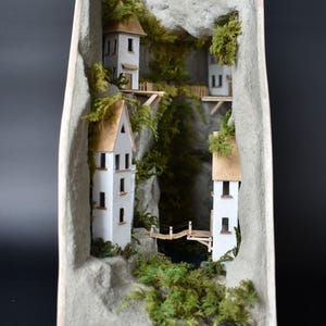 Fantasy Book Nook | Booknook | Bookshelf decor