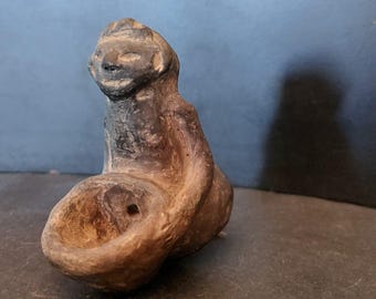 Pre-Columbian Ritual Pipe – Seated Figure Holding a Bowl – Ancient Terracotta