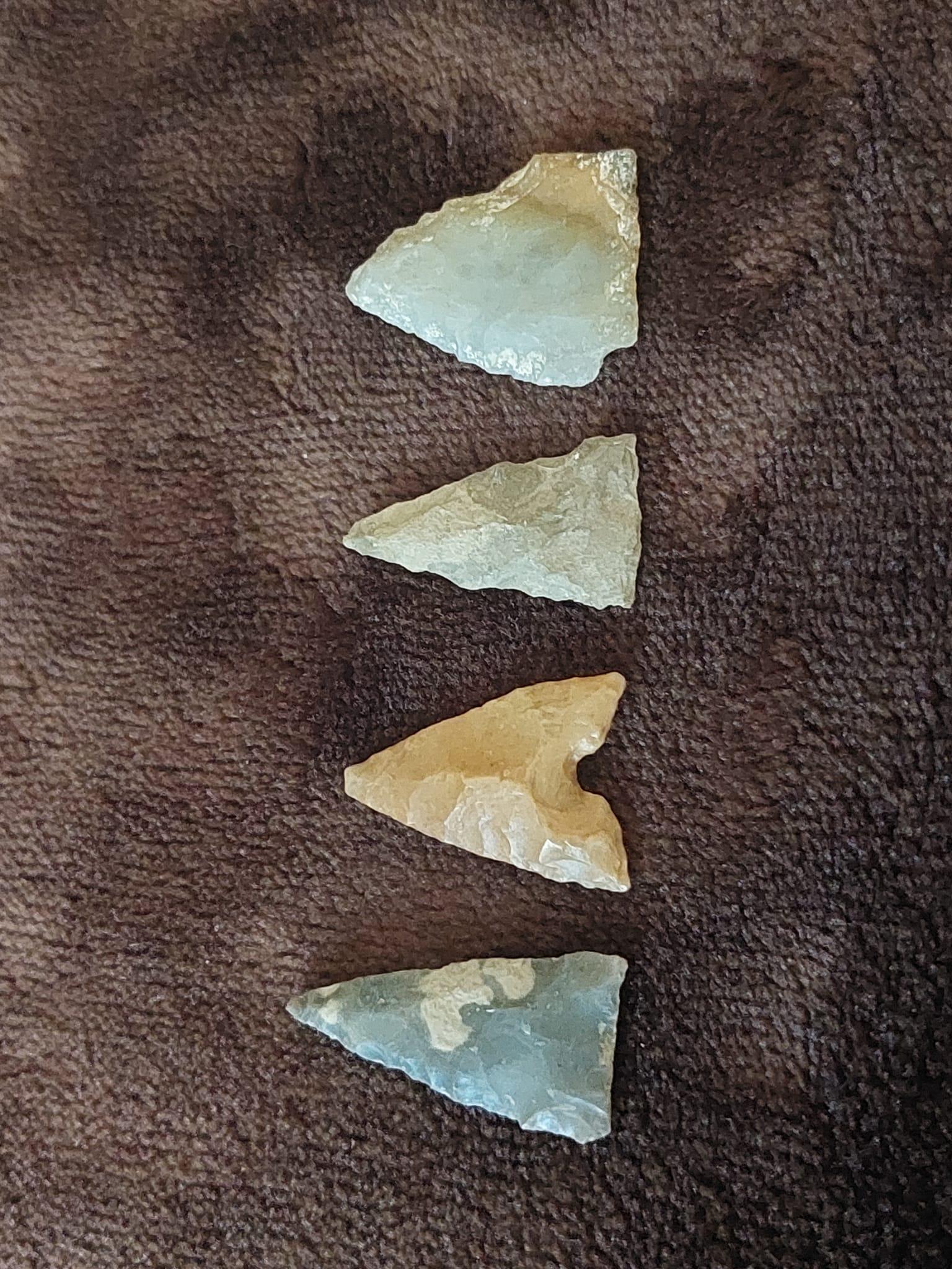 本物 ネイティブアメリカン　北米インディアン 石器 矢じり 出土品 Authentic north american indian artifacts - Etsy 日本