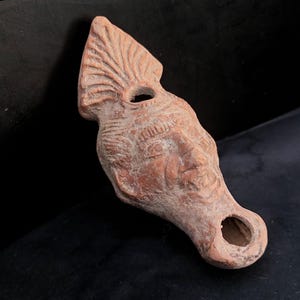 Exceptional Roman Oil Lamp – Theatrical Face & Leaf Motif – 2nd Century AD
