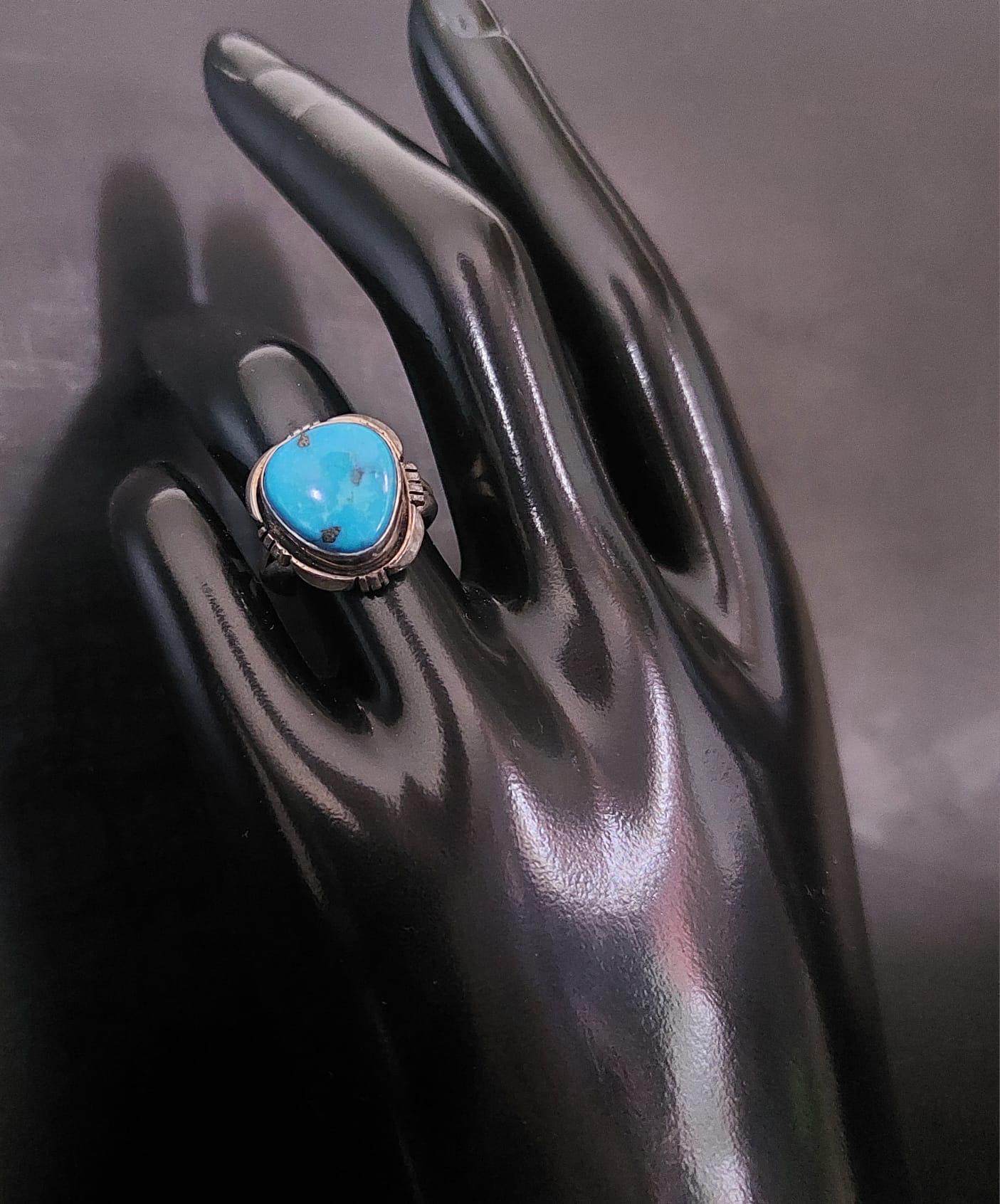 Authentic Navajo Ring Signed M.P. – Sterling Silver 925 – Natural