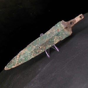 鍔孔のある青銅の短剣 – 2800年前 – 古代近東 – 17 cm – 素晴らしい