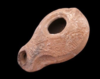 Ancient Samaritan Oil Lamp – 3rd–4th Century AD – Terracotta with Geometric Motifs – COA Included