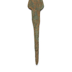 Roman Bronze Arrowhead – 10 cm – Authentic Ancient Artefact – Antique Arena NY