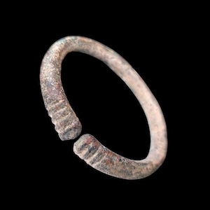 Roman Bronze Bracelet – 2000 Years Old – Ancient Patina
