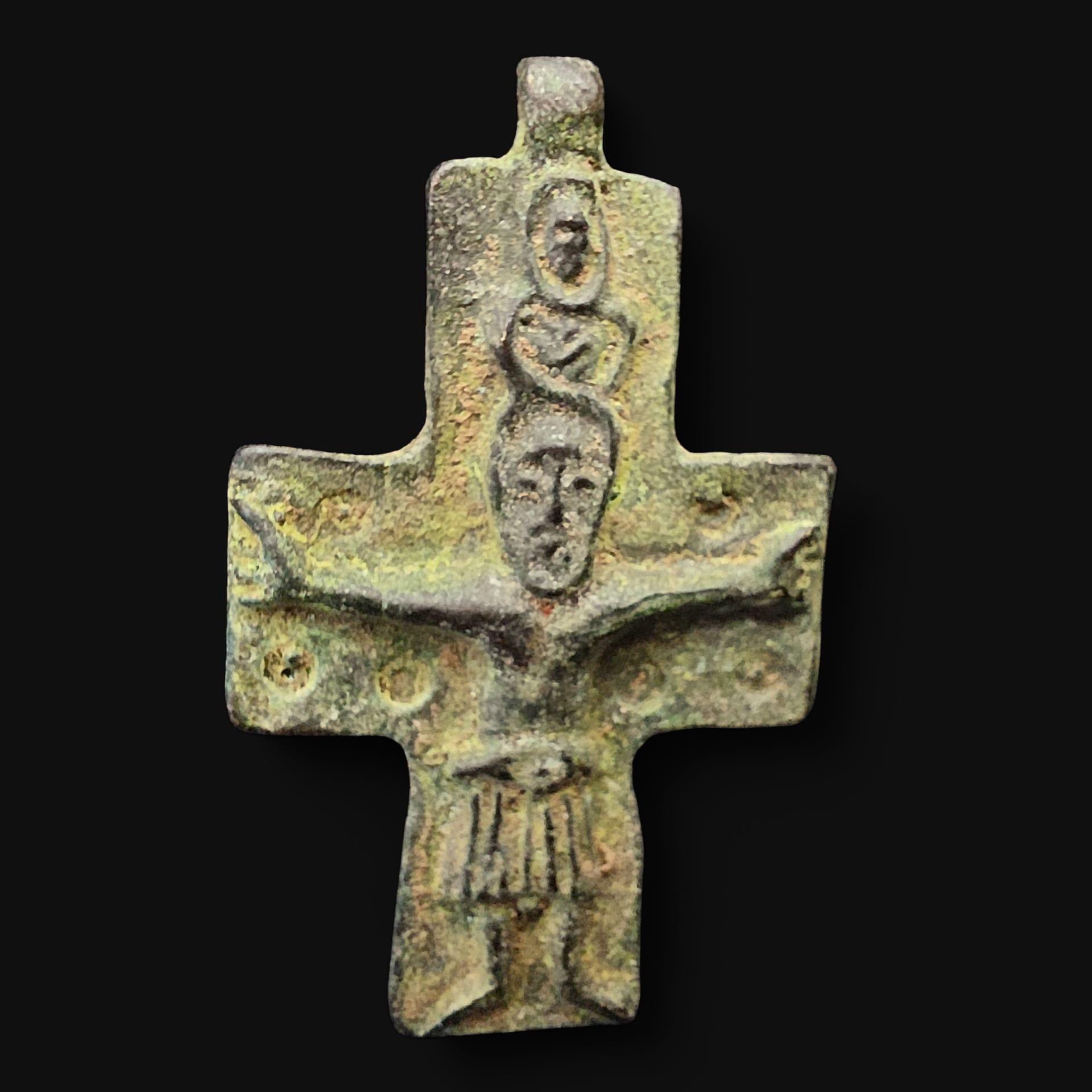 Byzantine Bronze Cross Amulet – 11th-century Protective Pendant
