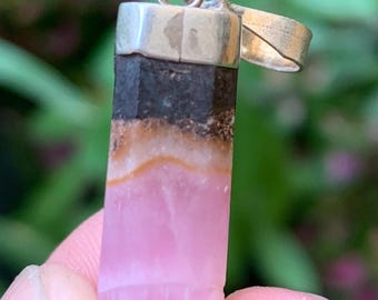Rosa aragonithänge med 925 silver: Halsband med naturliga kristaller / 4,8 gram