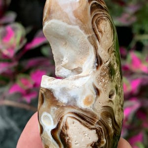 Chocoladecalciet vrije vorm met natuurlijke druzy | Uniek calcietkristalmonster /104 gram