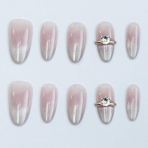 Handmade Delicate Carat Ring Crystal Nails/Cute Oval Press on Nail/Cat Eye Blush Gradient French Tip Nail/Popular Wedding Valentine Day Nail