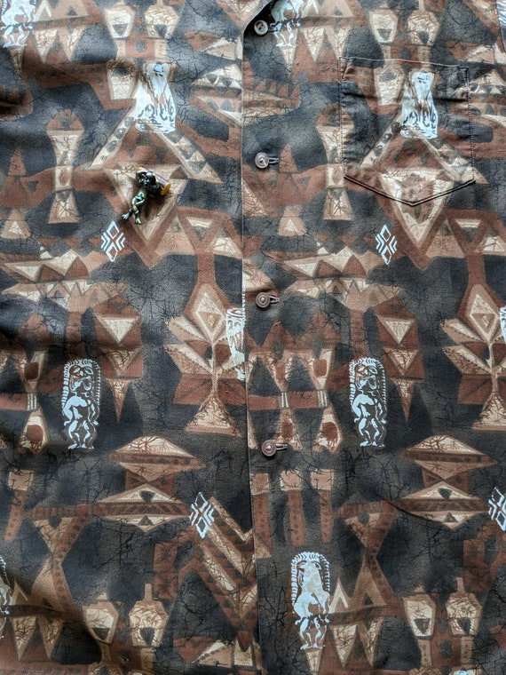 VTG 1960s Men's Polished Cotton Tiki Print Hawaii… - image 3