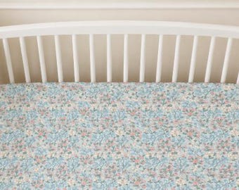 Liberty London Floral Crib Sheet | Custom Mini Crib & Standard Sizes | Pastel Blue Pink Wildflower Nursery Bedding | Nestig Stokke Bloom Fit