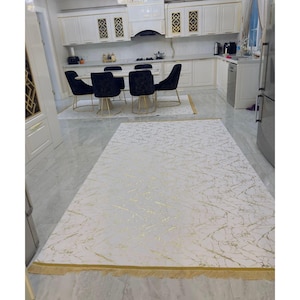 Glam Modern Living Room Carpet with Fringe - Luxurious Gold Shimmer Rug