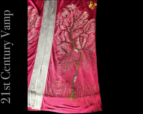 1930s Embroidered Kimono, Pink Rayon Silk Jersey.… - image 9
