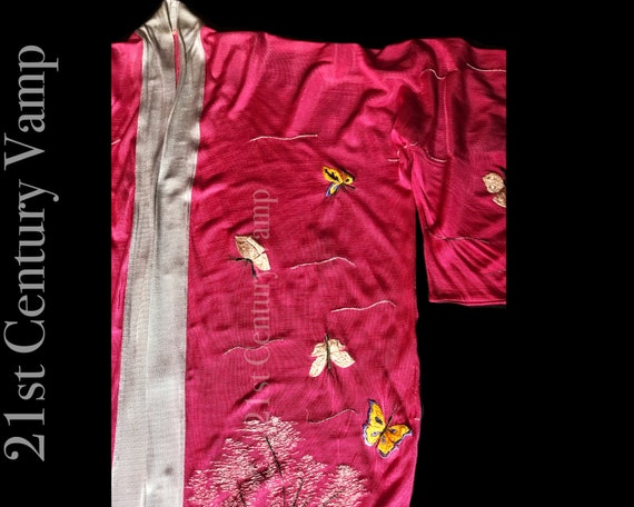 1930s Embroidered Kimono, Pink Rayon Silk Jersey.… - image 5