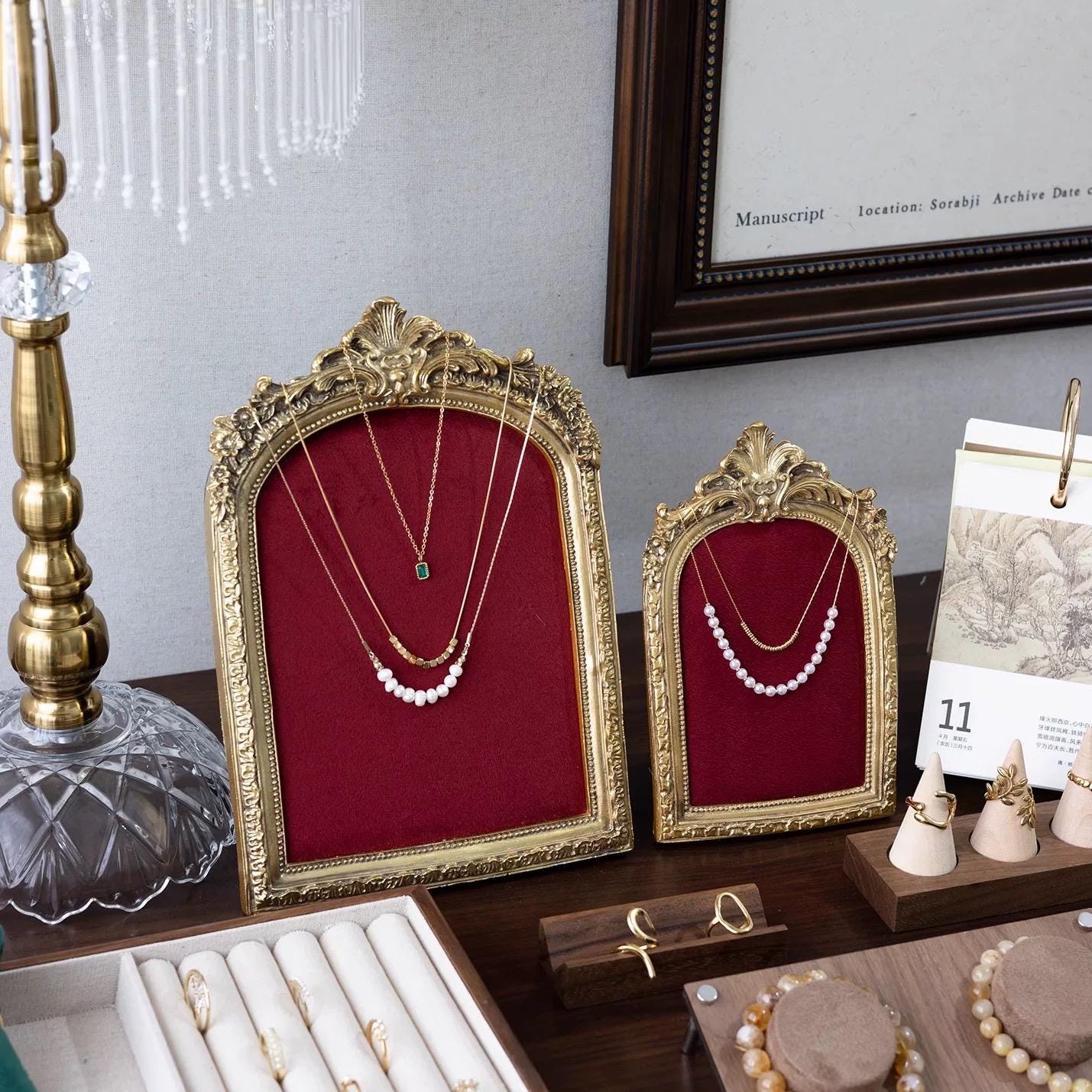 バロックゴールドジュエリーディスプレイスタンド、エレガントな