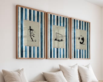 Juego de 3 láminas vintage de fútbol, arte de pared de jugador de fútbol con rayas azules, póster imprimible con sello de balón retro, decoración estética para habitación deportiva.