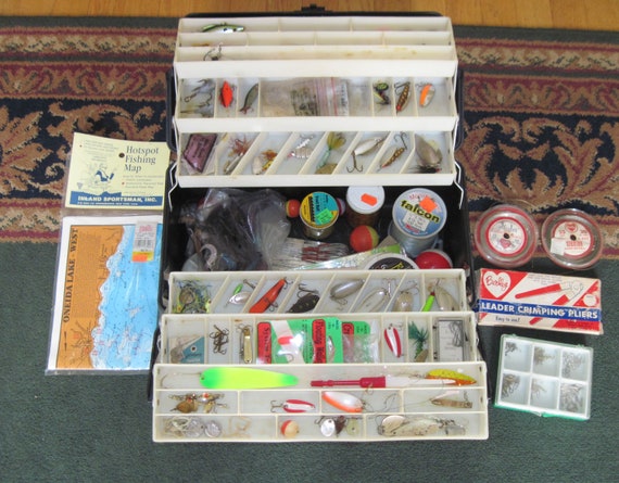 Vintage Plastic Old Pal 6 Tray PF-4000 Fishing Tackle Box Fully Loaded  Circa 1960's -  Ireland