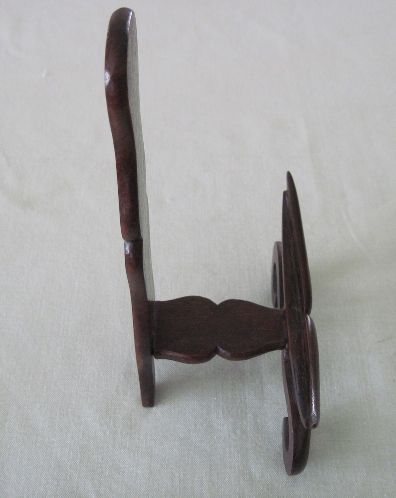 Vintage Carved Wood Asian Design Picture Frame Display Stand