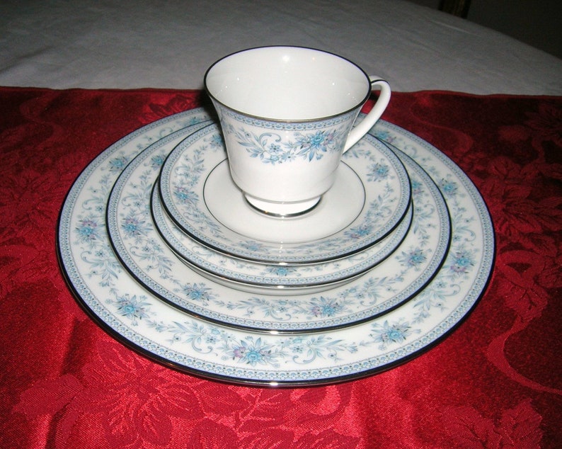 Vintage Noritake Blue Hill Fine Porcelain China 5 Piece Etsy