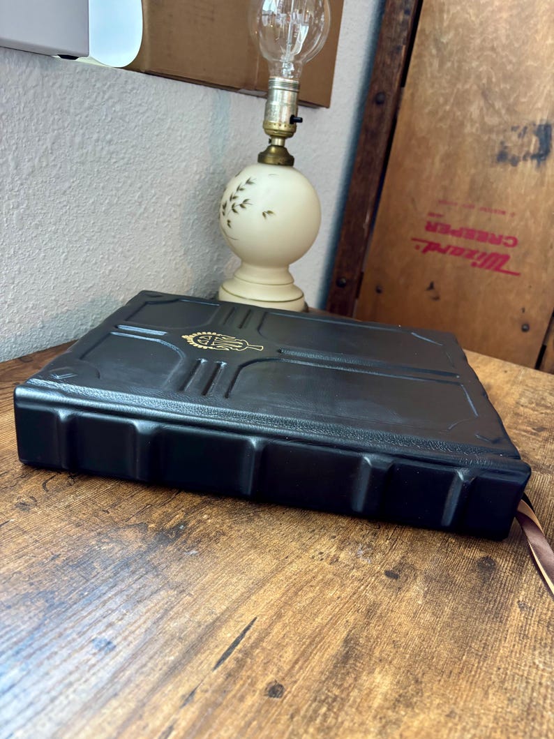 Hand Rebound Ethiopian Bible, Genuine Leather, Book of Enoch, Jubilees, Artisan Bound bild 5