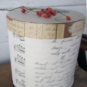 Antique Paper Band Box//Gift Idea