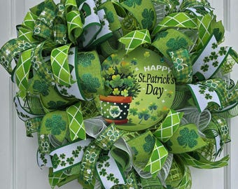 Handmade Traditional Colored Saint Patrick's Day Wreath wall/door Decor (24-inch)
