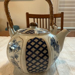 Vintage Handmade Handpainted Ceramic Japanese Teapot w/Wicker Handle
