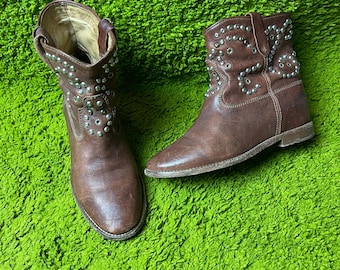 Botines de piel auténtica estilo vaquero western de Isabel Marant