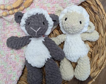 Gehaakt lam Lovey | Zachte dekengaren knuffelspeeltje, kinderkamerdecoratie