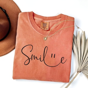 Smile Shirt, Positive Shirt, Be Happy T-Shirt, Smiley Face Tee, Motivational Shirt, Good Vibes Tee, Positivity, Inspirational Tee.